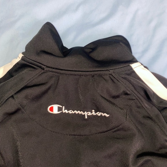Champion jacket - Picture 3 of 4